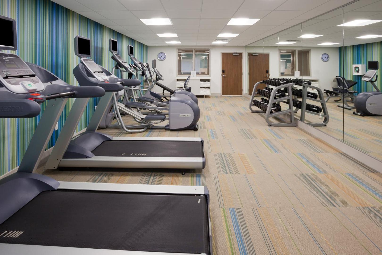 Holiday Inn Express & Suites Des Moines Downtown