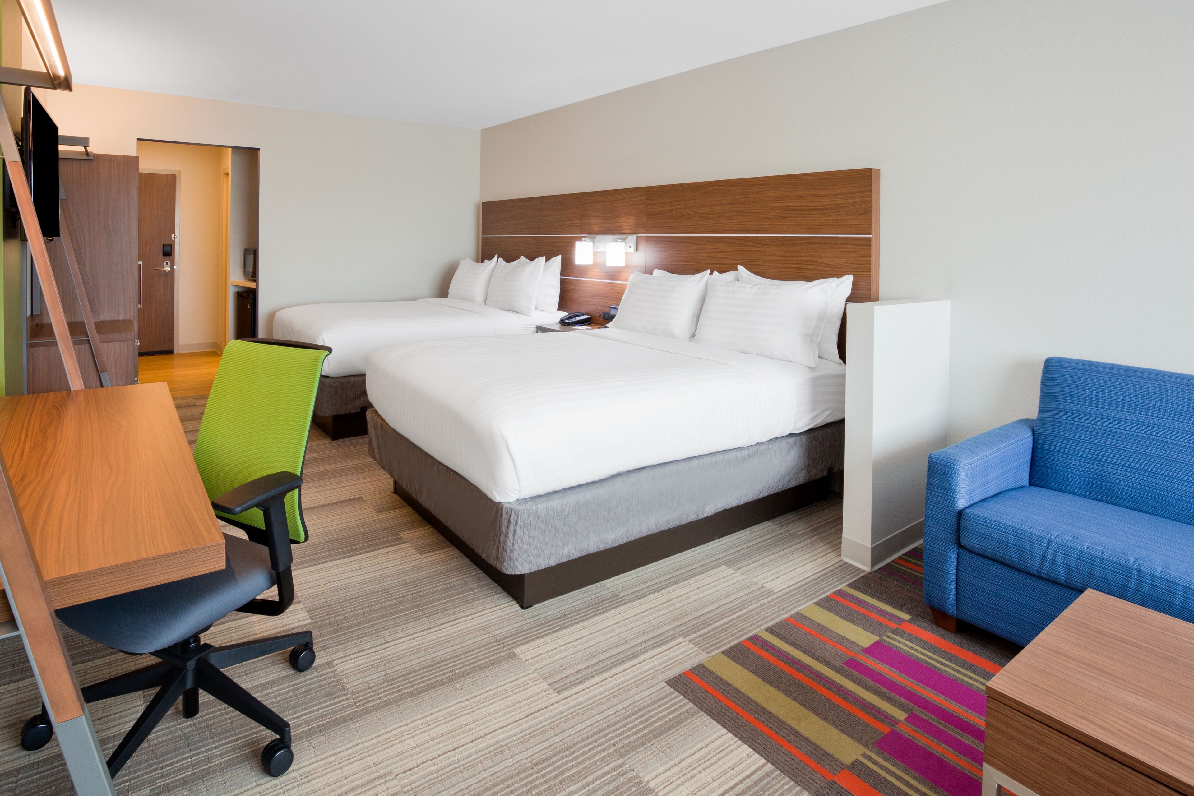 Holiday Inn Express & Suites Des Moines Downtown