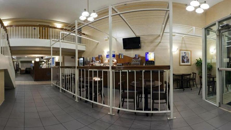 Holiday Inn Express Des Moines - At Drake University