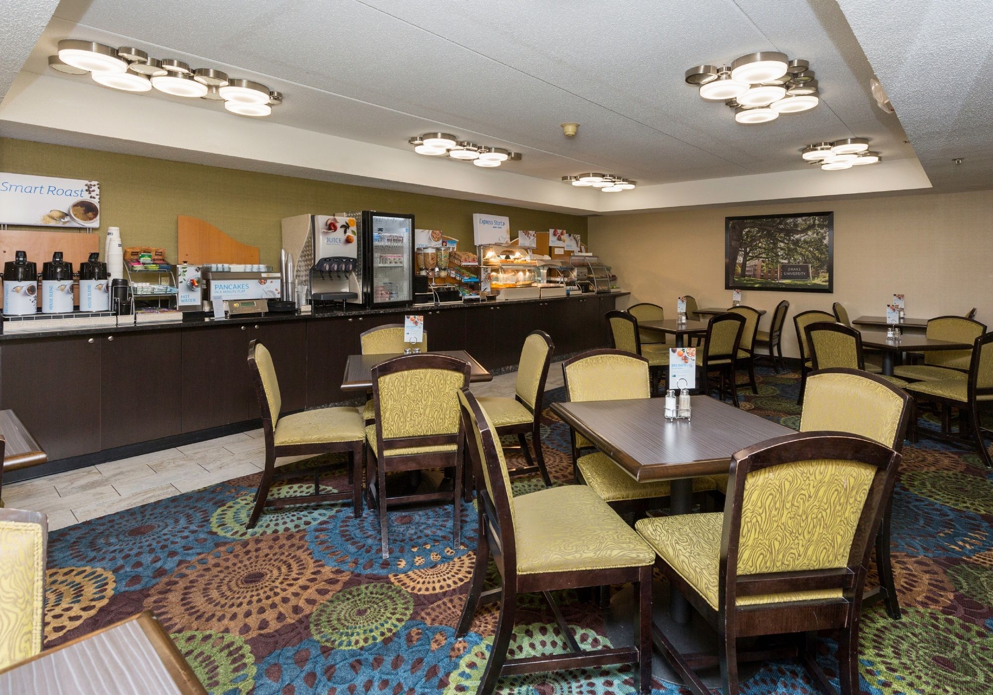 Holiday Inn Express Des Moines - At Drake University