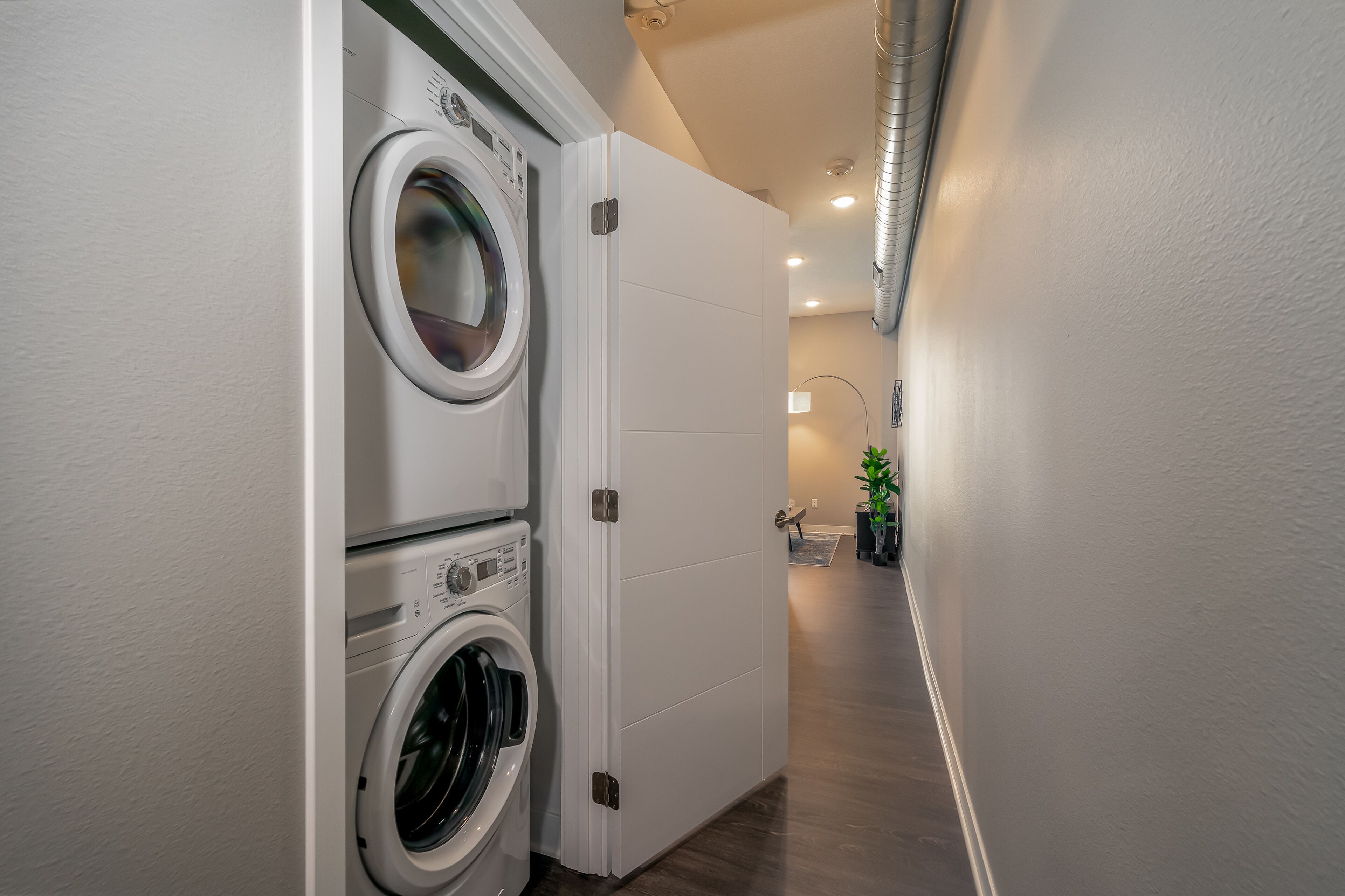 Kasa Des Moines Downtown Apartments