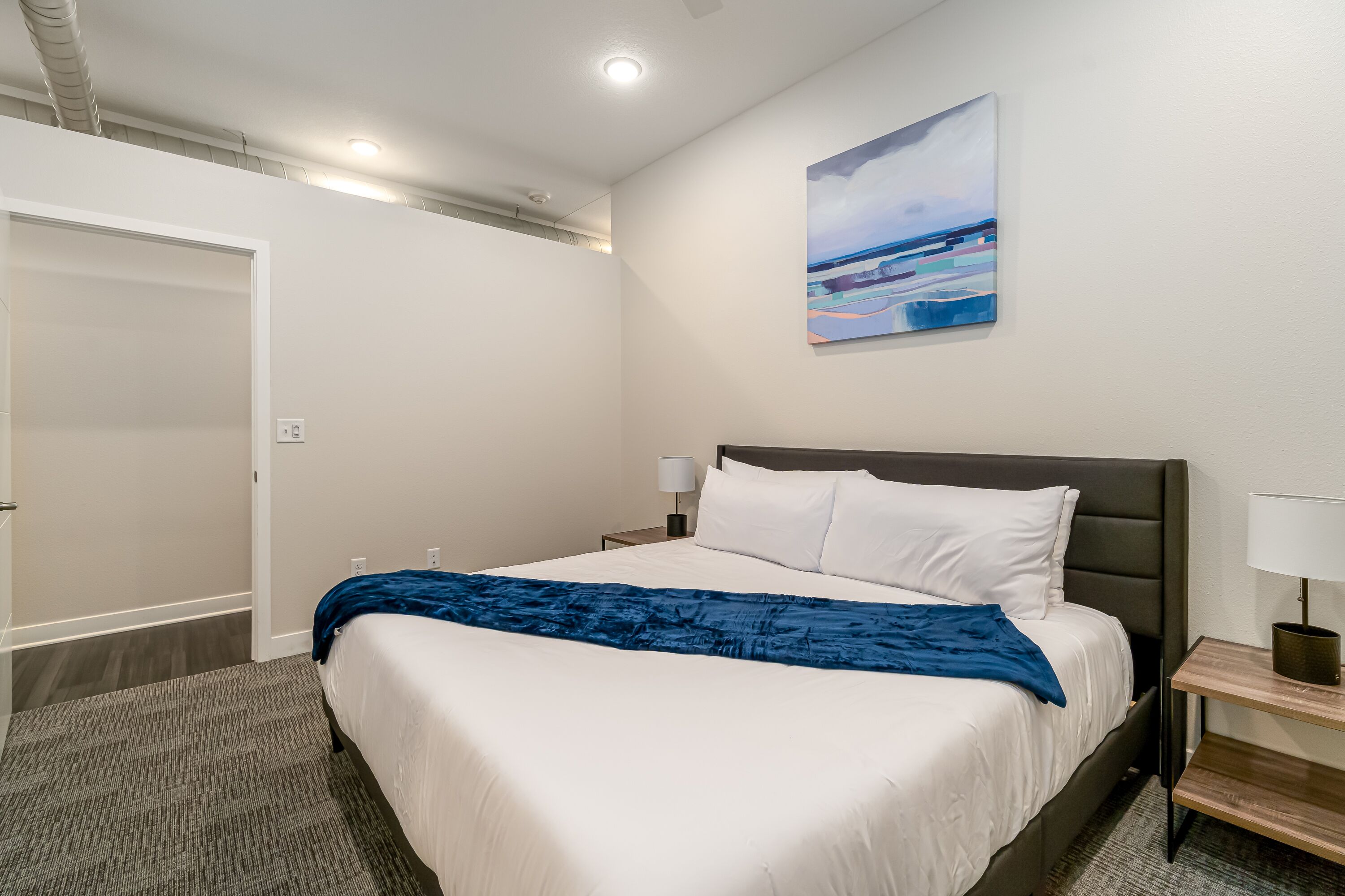 Kasa Des Moines Downtown Apartments