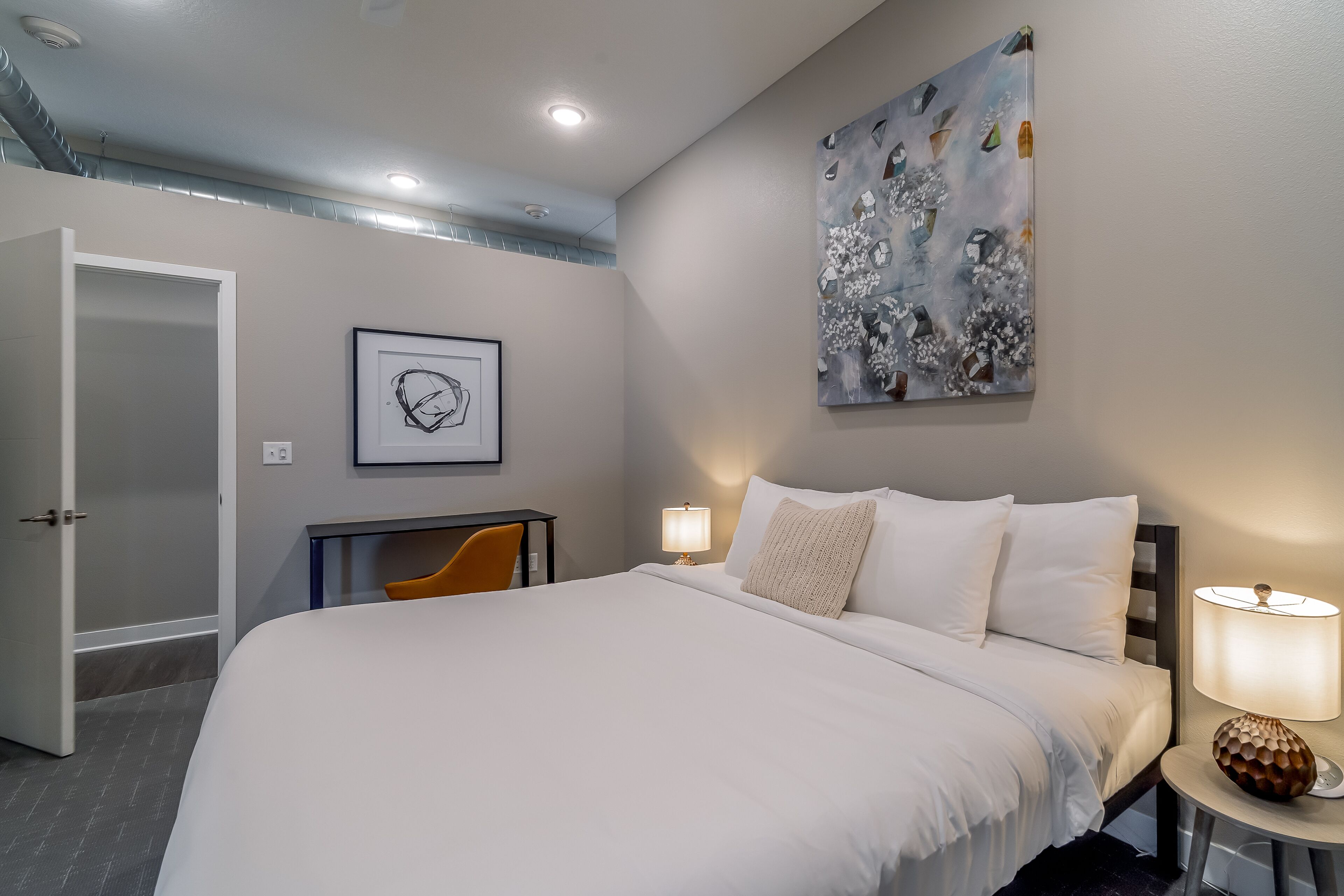 Kasa Des Moines Downtown Apartments