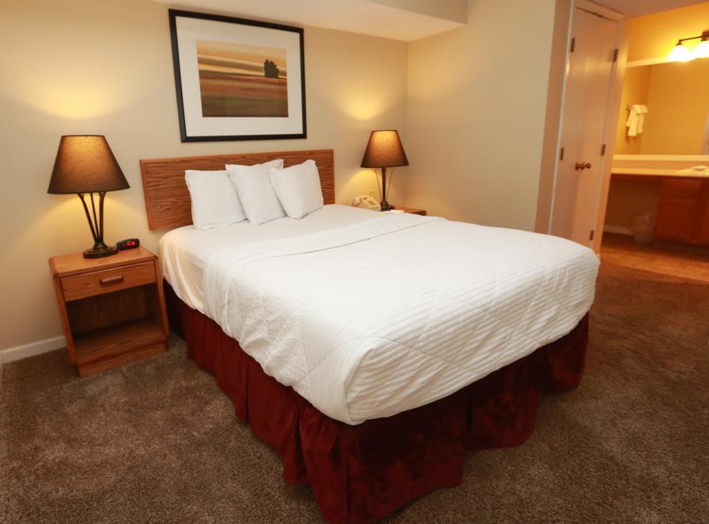 The Vibe at 8035 Apartments