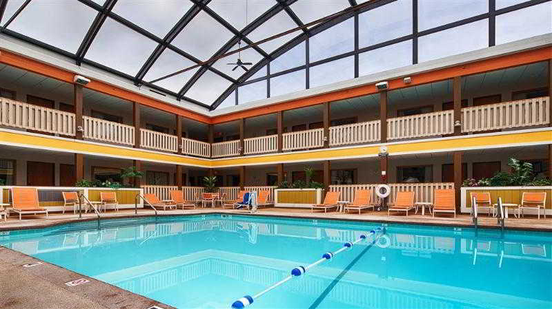 Best Western Plus Dubuque Hotel & Conference Center