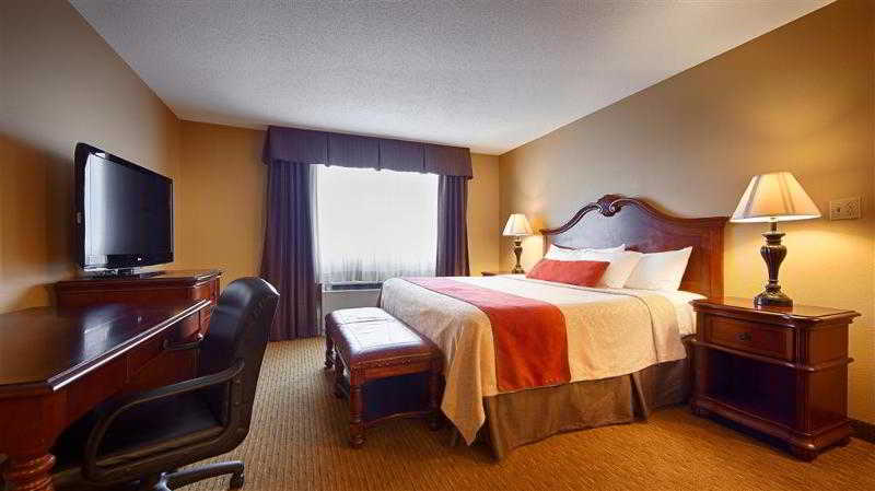 Best Western Plus Dubuque Hotel & Conference Center