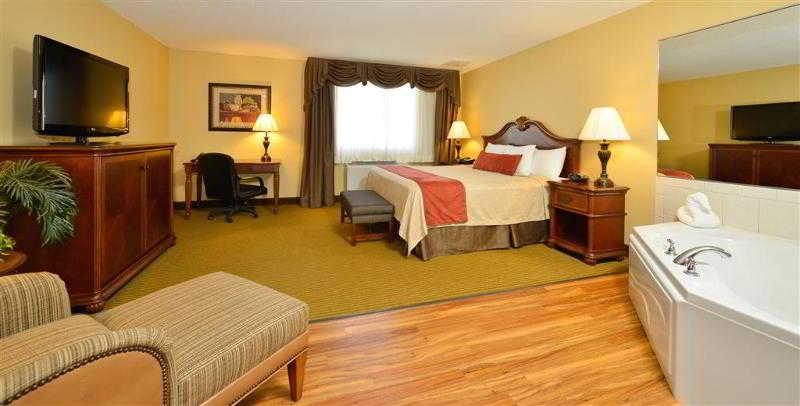 Best Western Plus Dubuque Hotel & Conference Center
