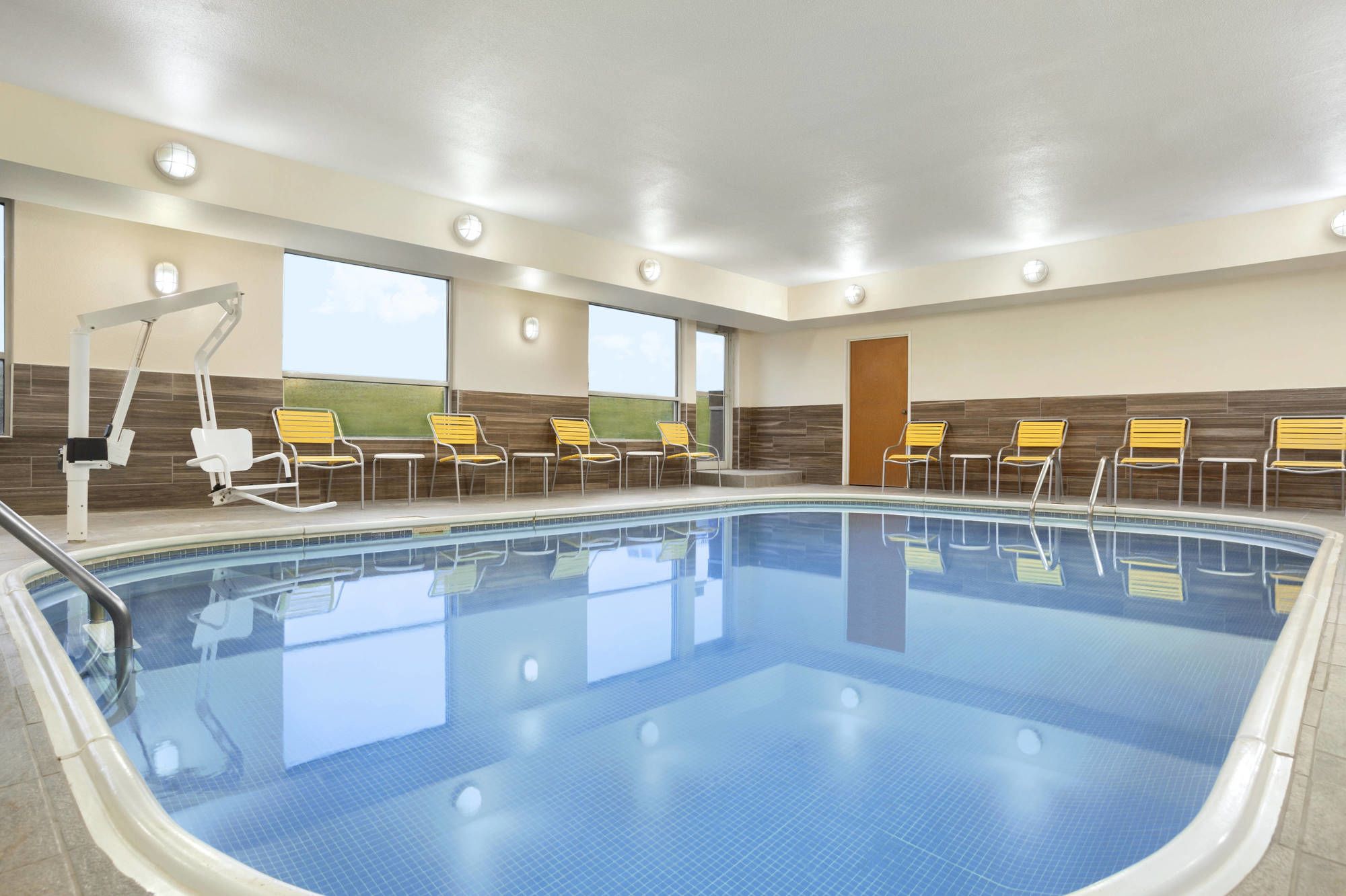 Dubuque Inn & Suites