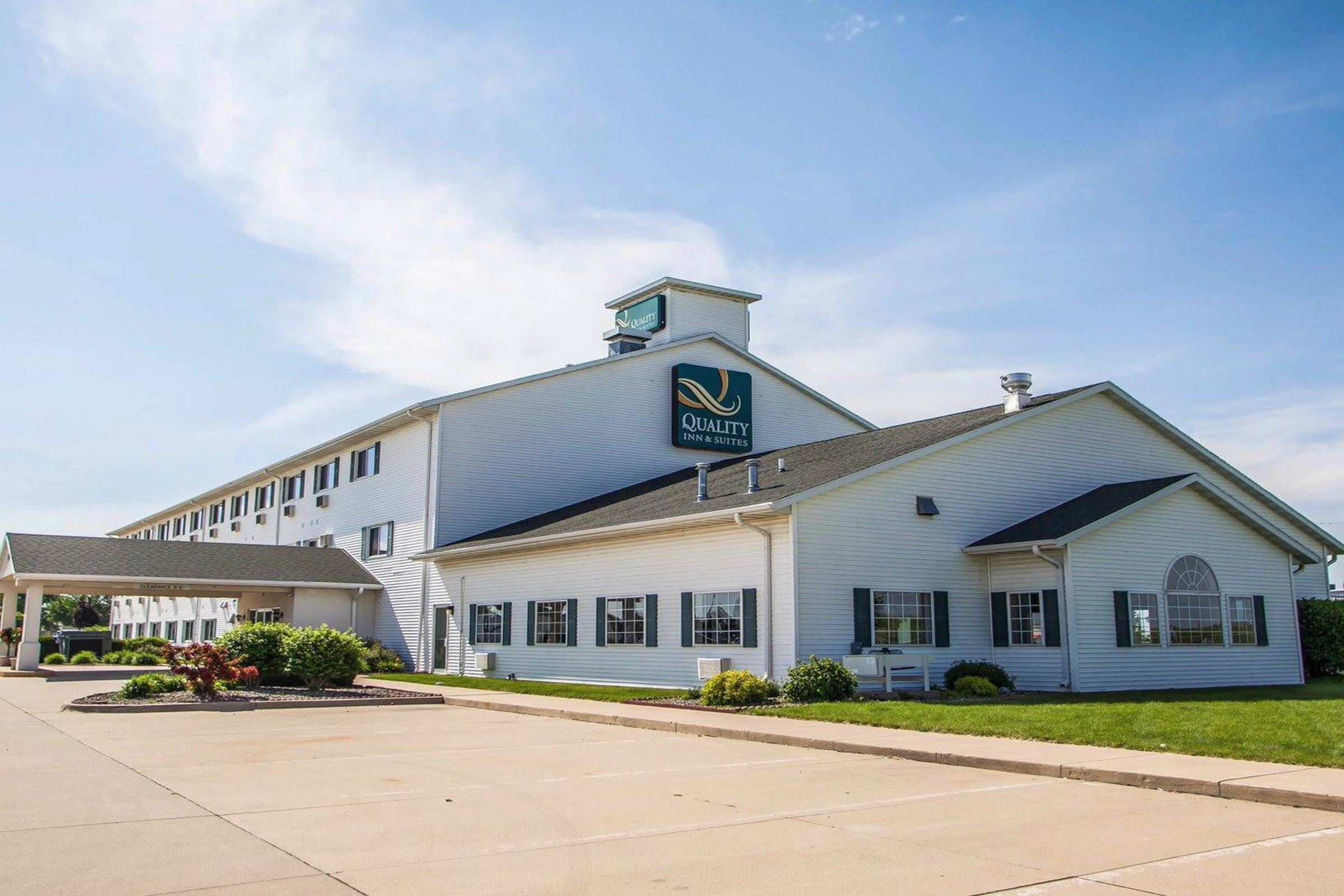 Quality Inn & Suites