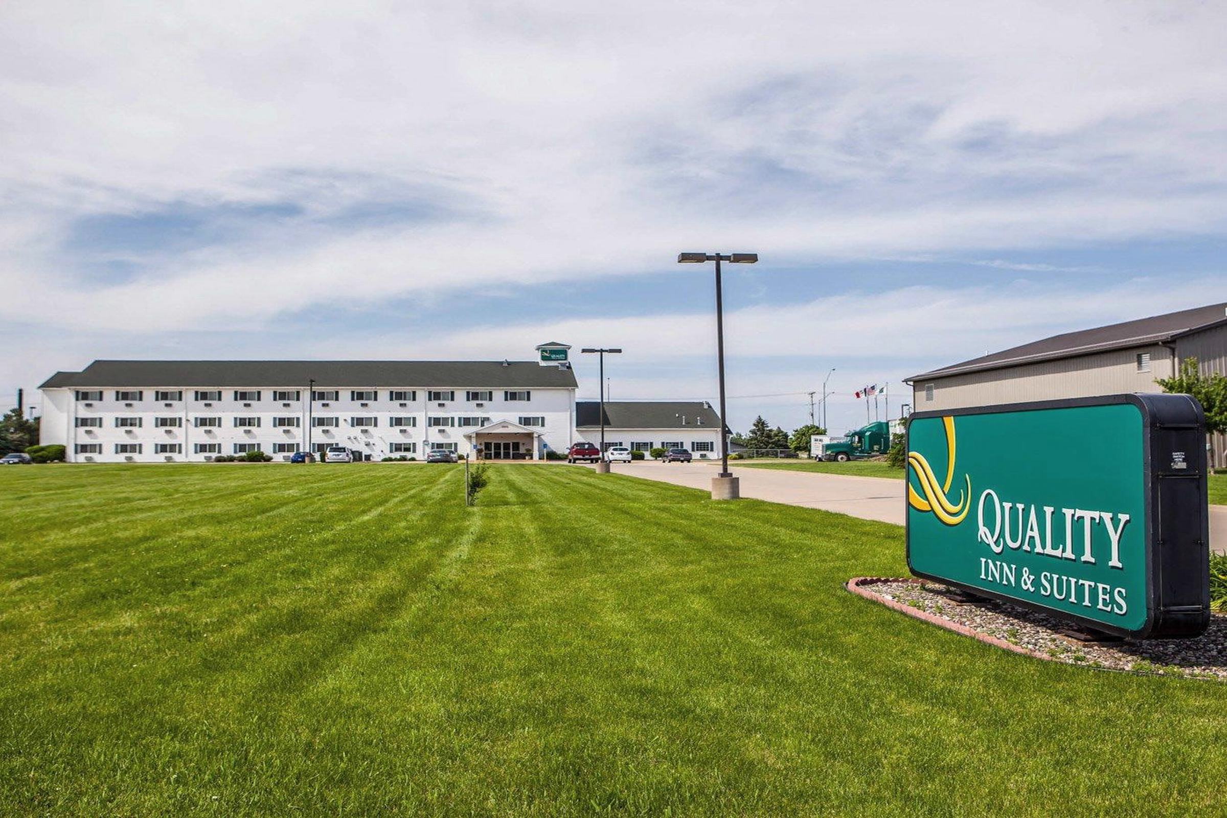 Quality Inn & Suites