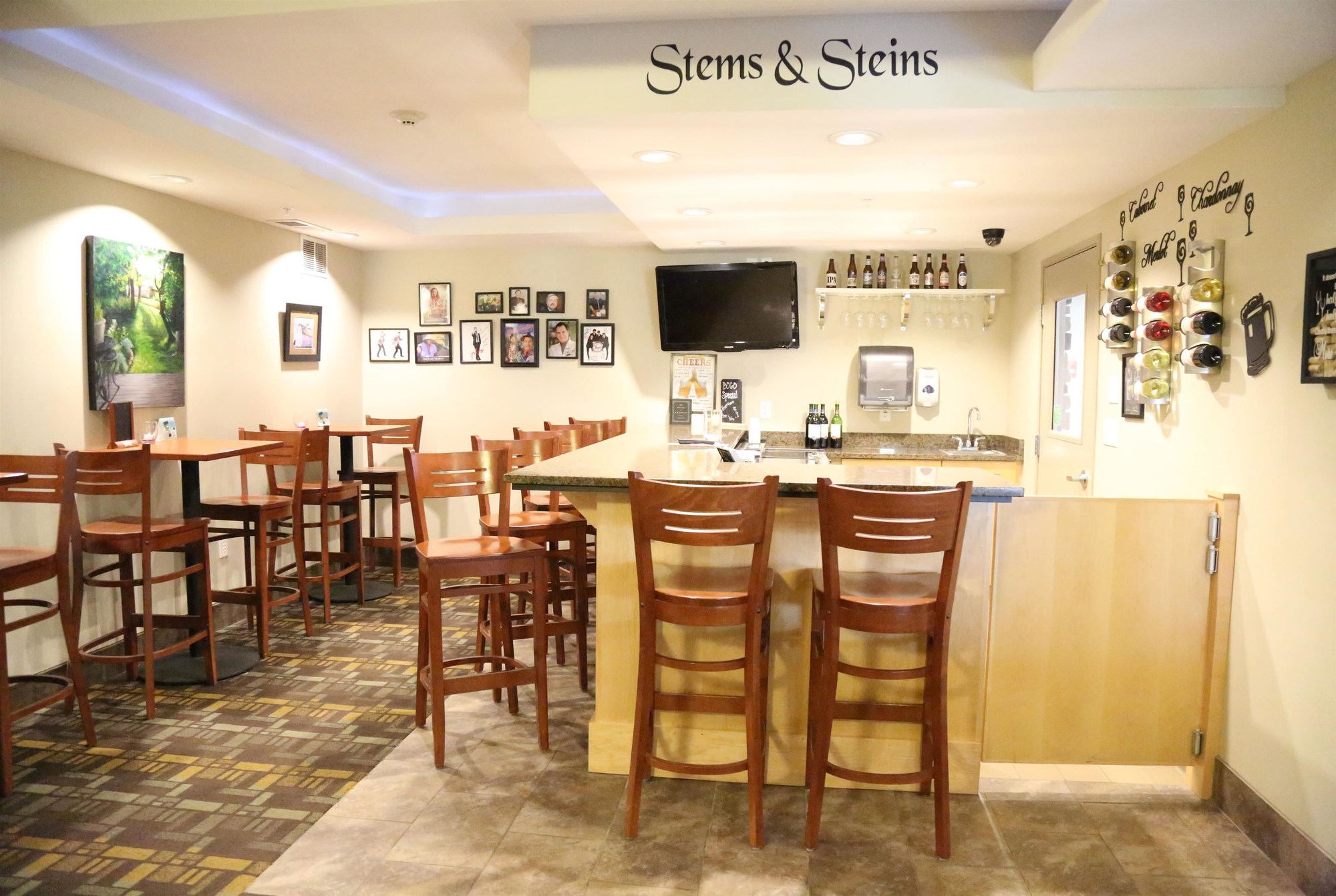 AmericInn by Wyndham Fairfield