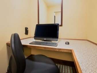 Super 8 by Wyndham Fairfield