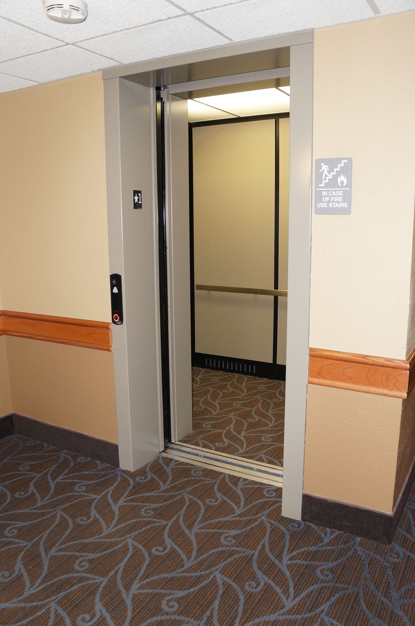 AmericInn by Wyndham Fort Dodge