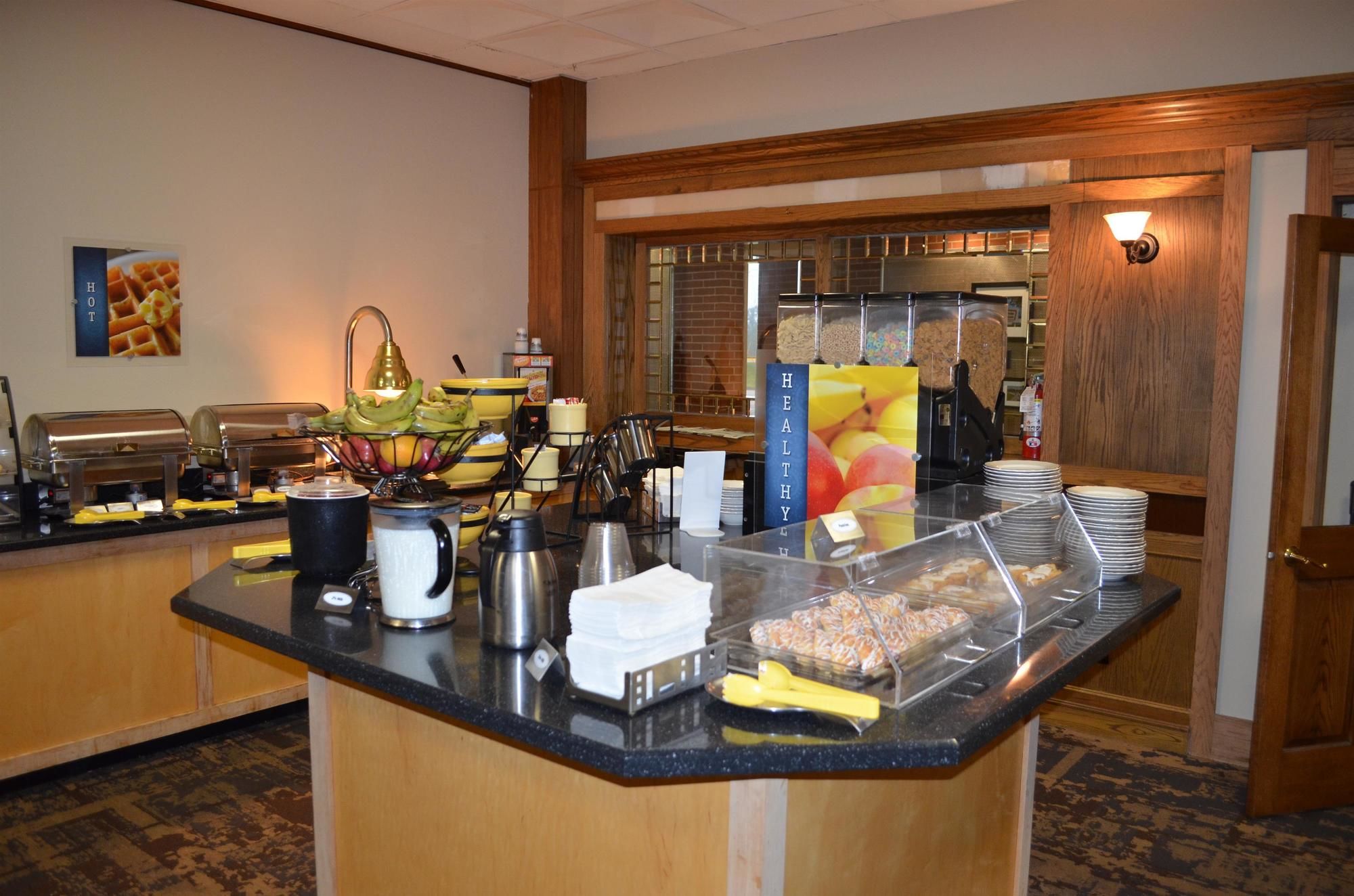 Best Western Starlite Village