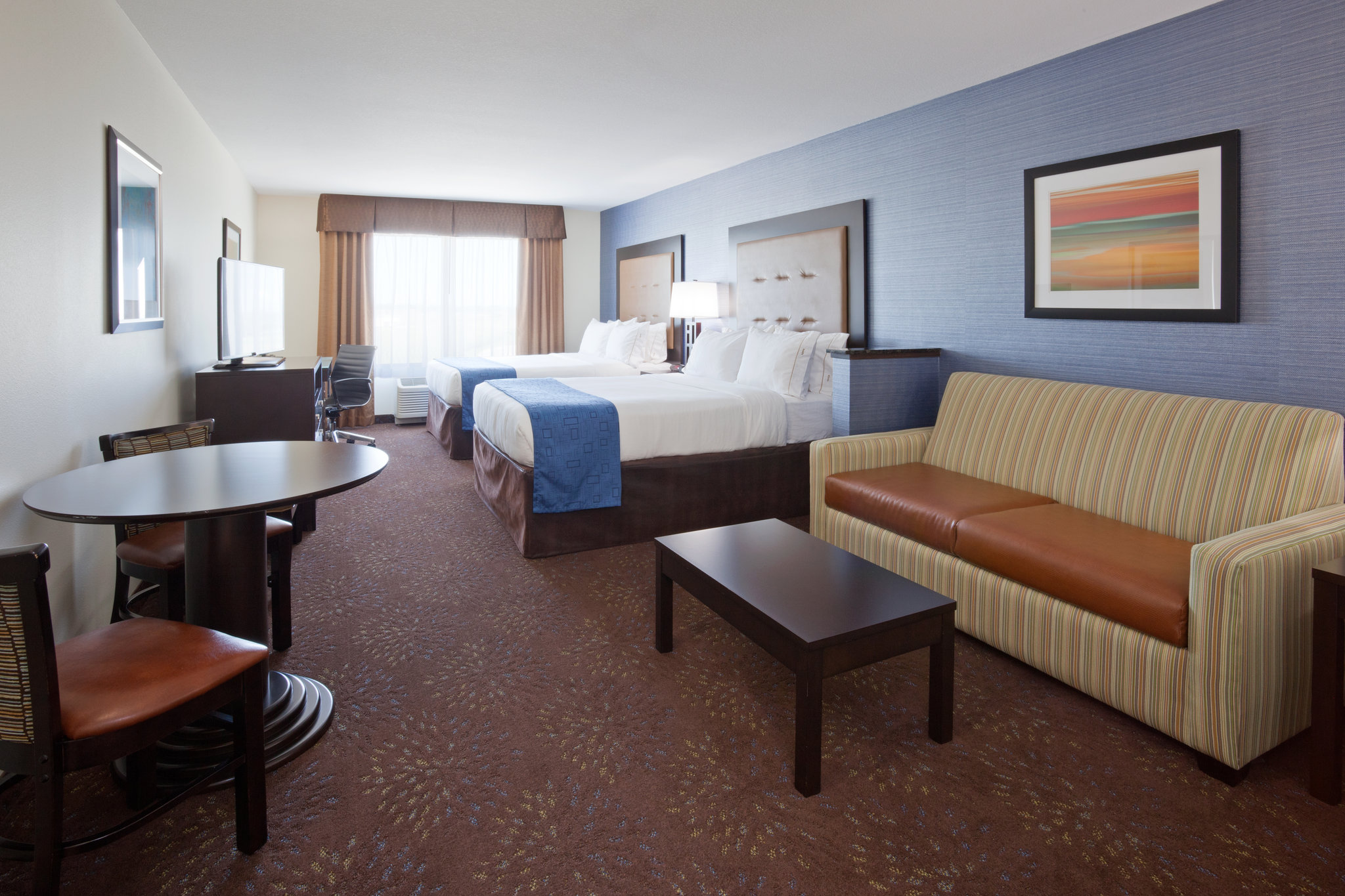 Holiday Inn Express & Suites Fort Dodge