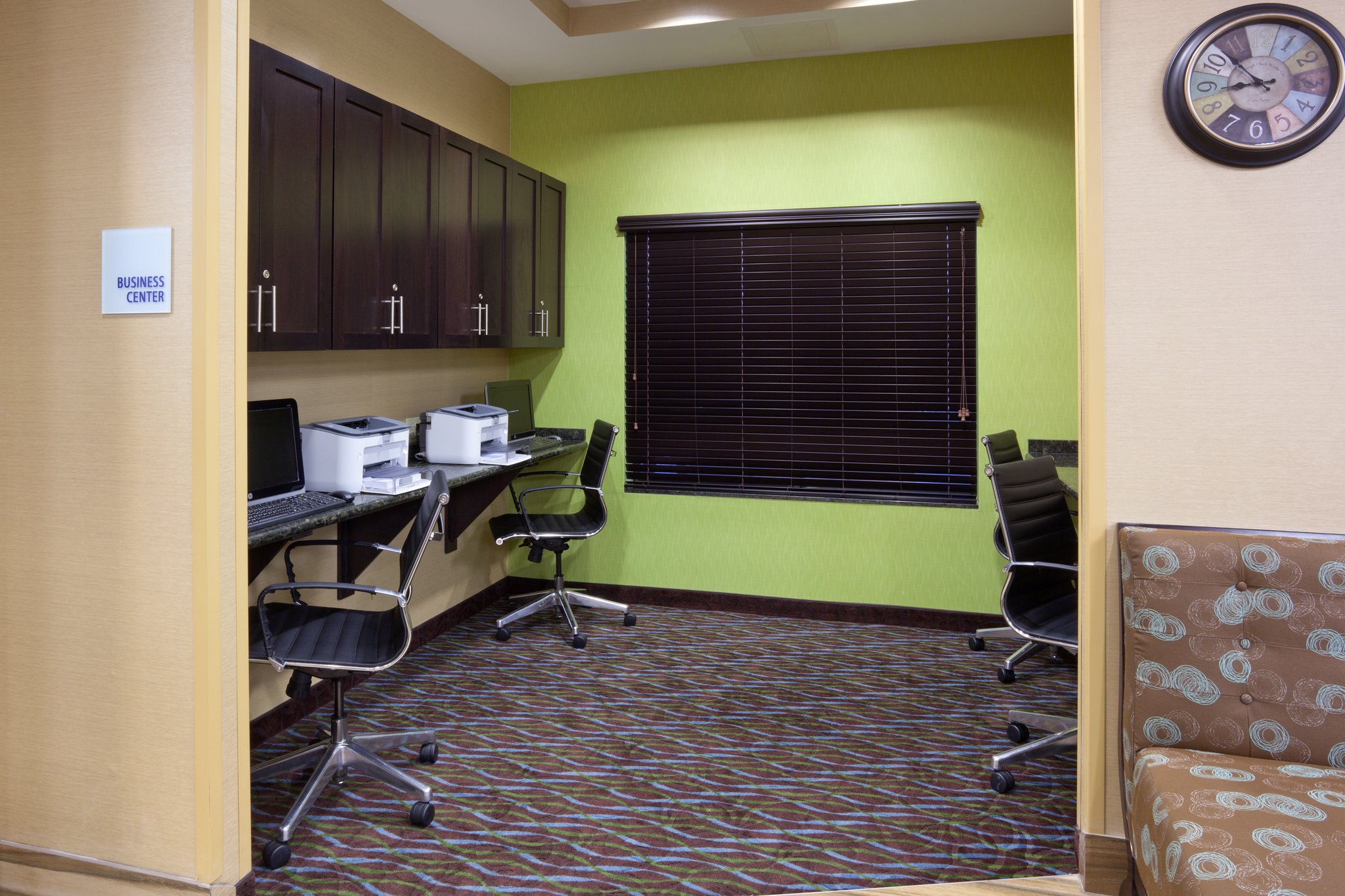 Holiday Inn Express & Suites Fort Dodge