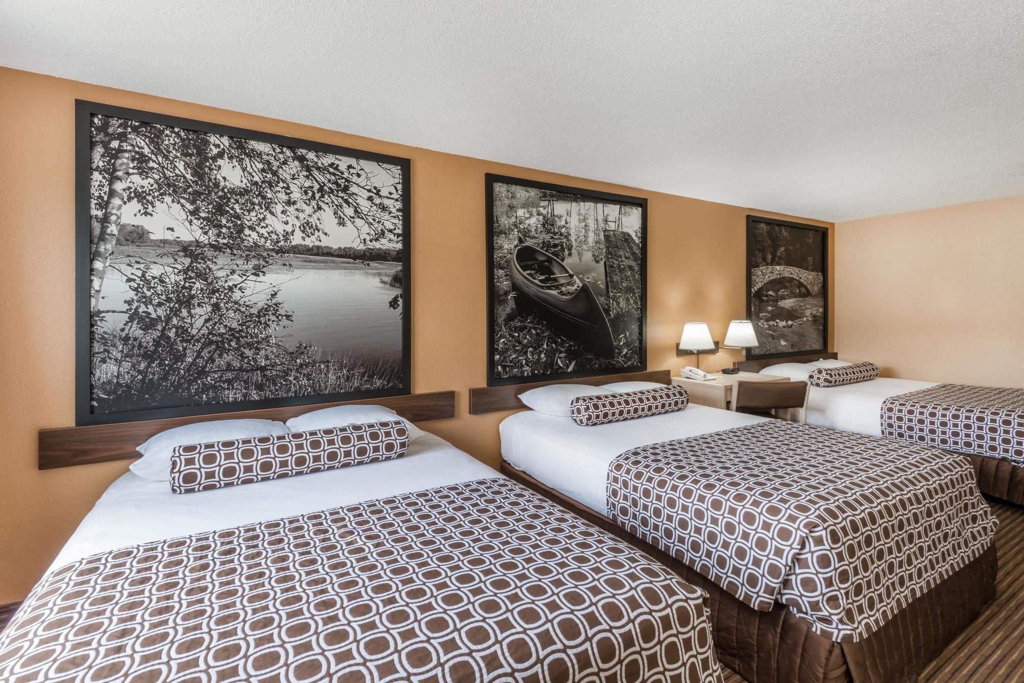 Super 8 by Wyndham Fort Dodge IA