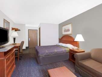 Super 8 by Wyndham Fort Madison