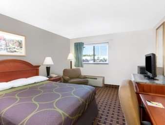 Super 8 by Wyndham Fort Madison
