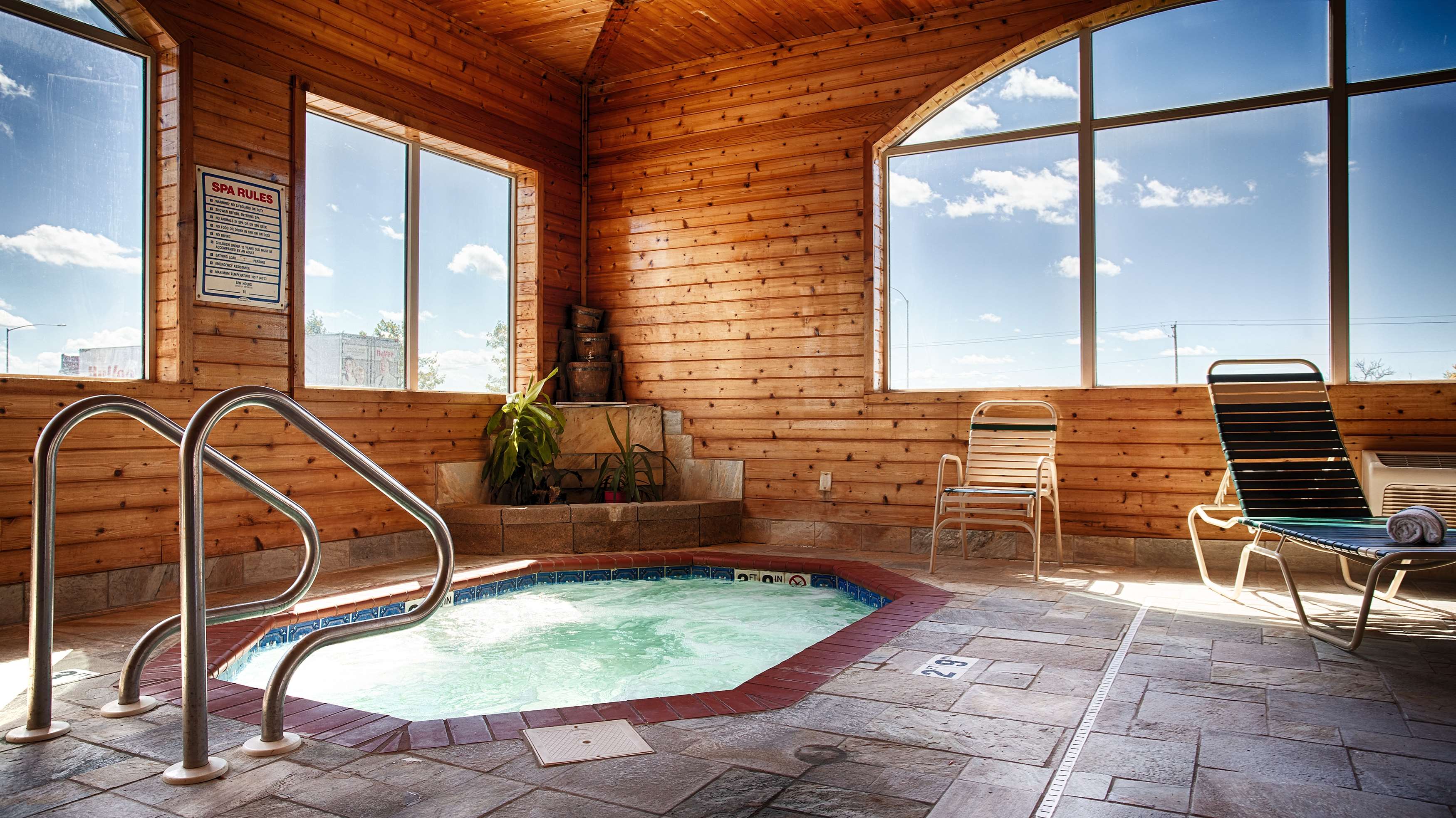 AmericInn by Wyndham Grinnell