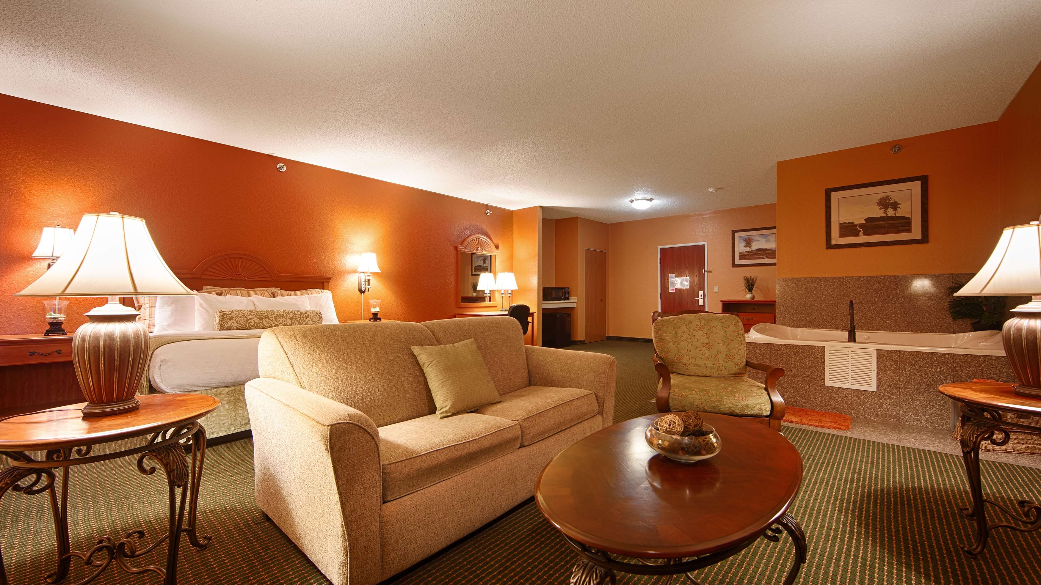 AmericInn by Wyndham Grinnell