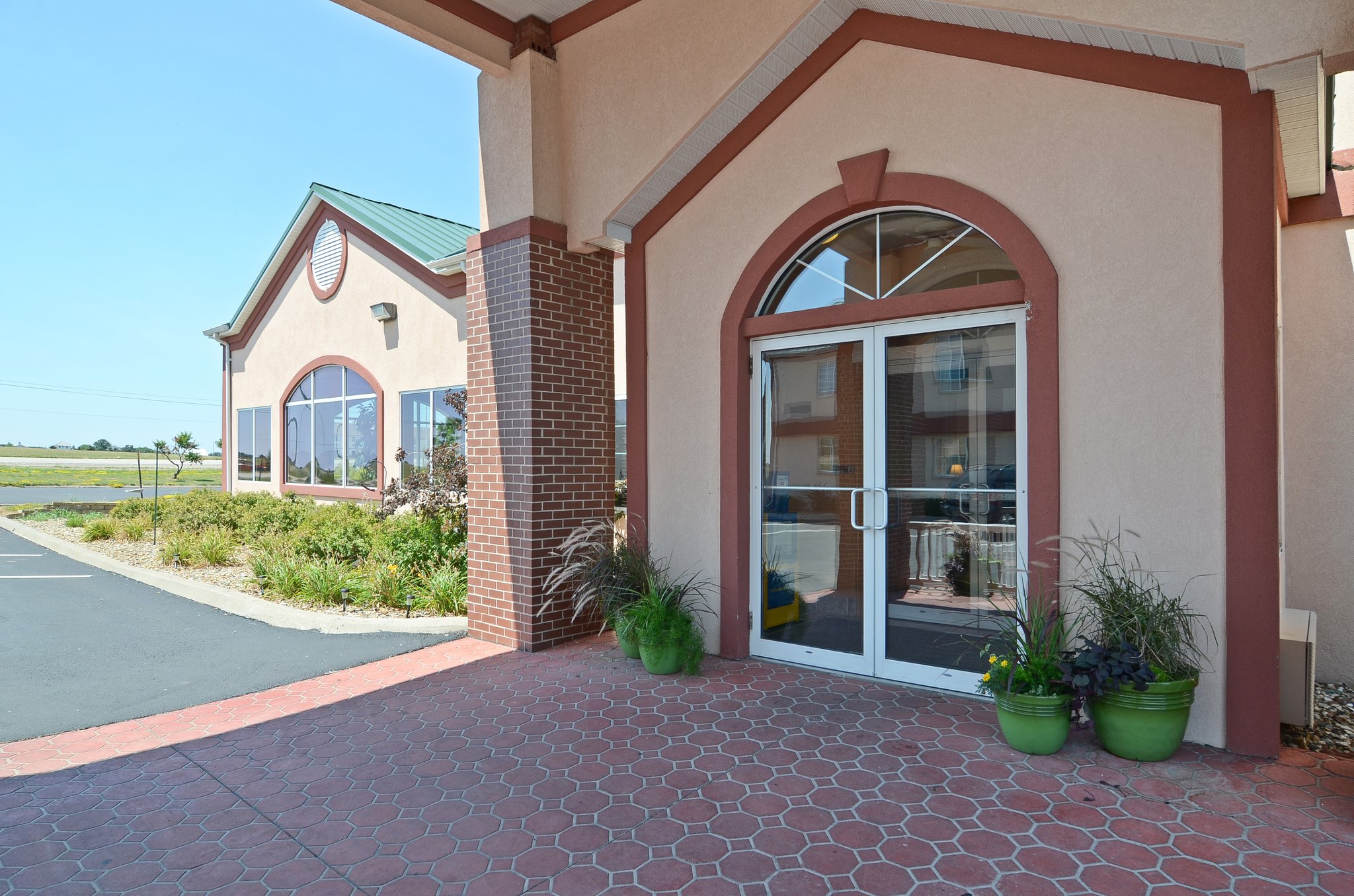 AmericInn by Wyndham Grinnell