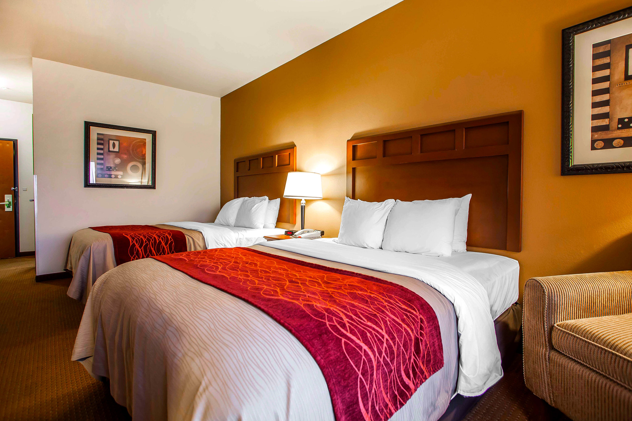 Comfort Inn & Suites