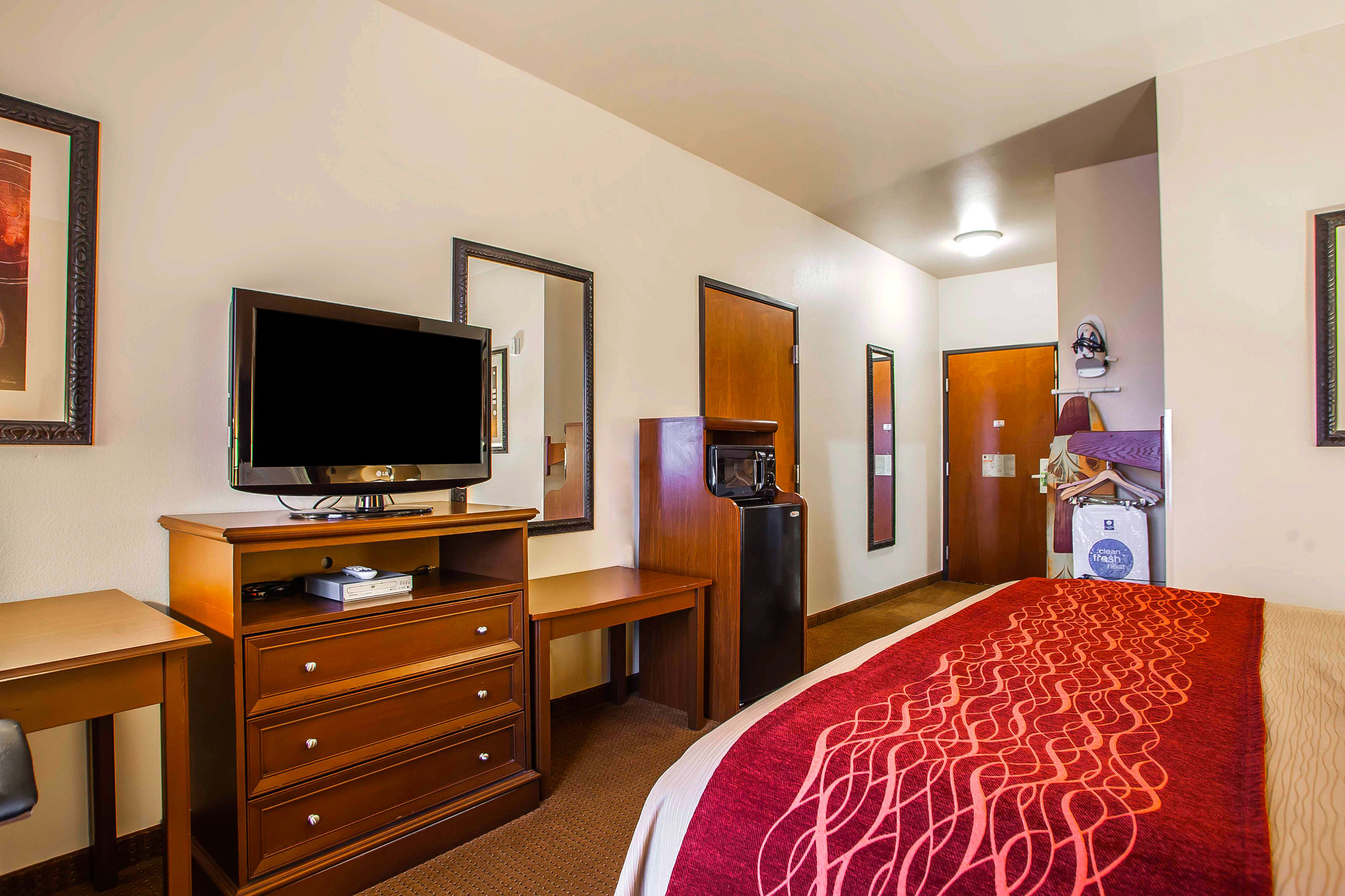 Comfort Inn & Suites