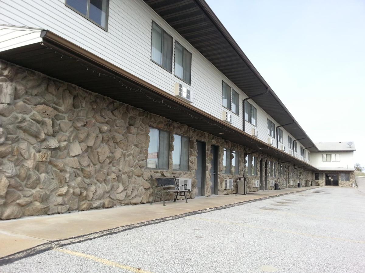 Harlan Inn And Suites