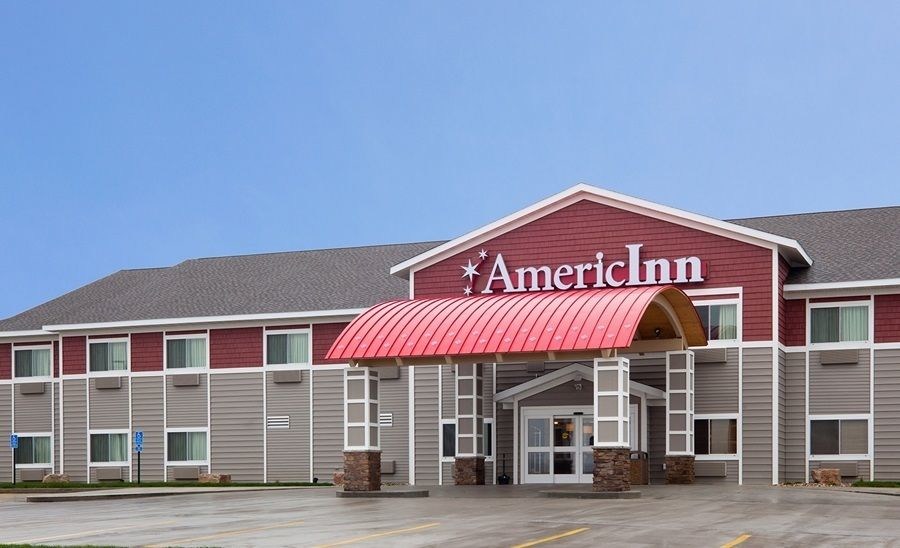AmericInn by Wyndham Humboldt