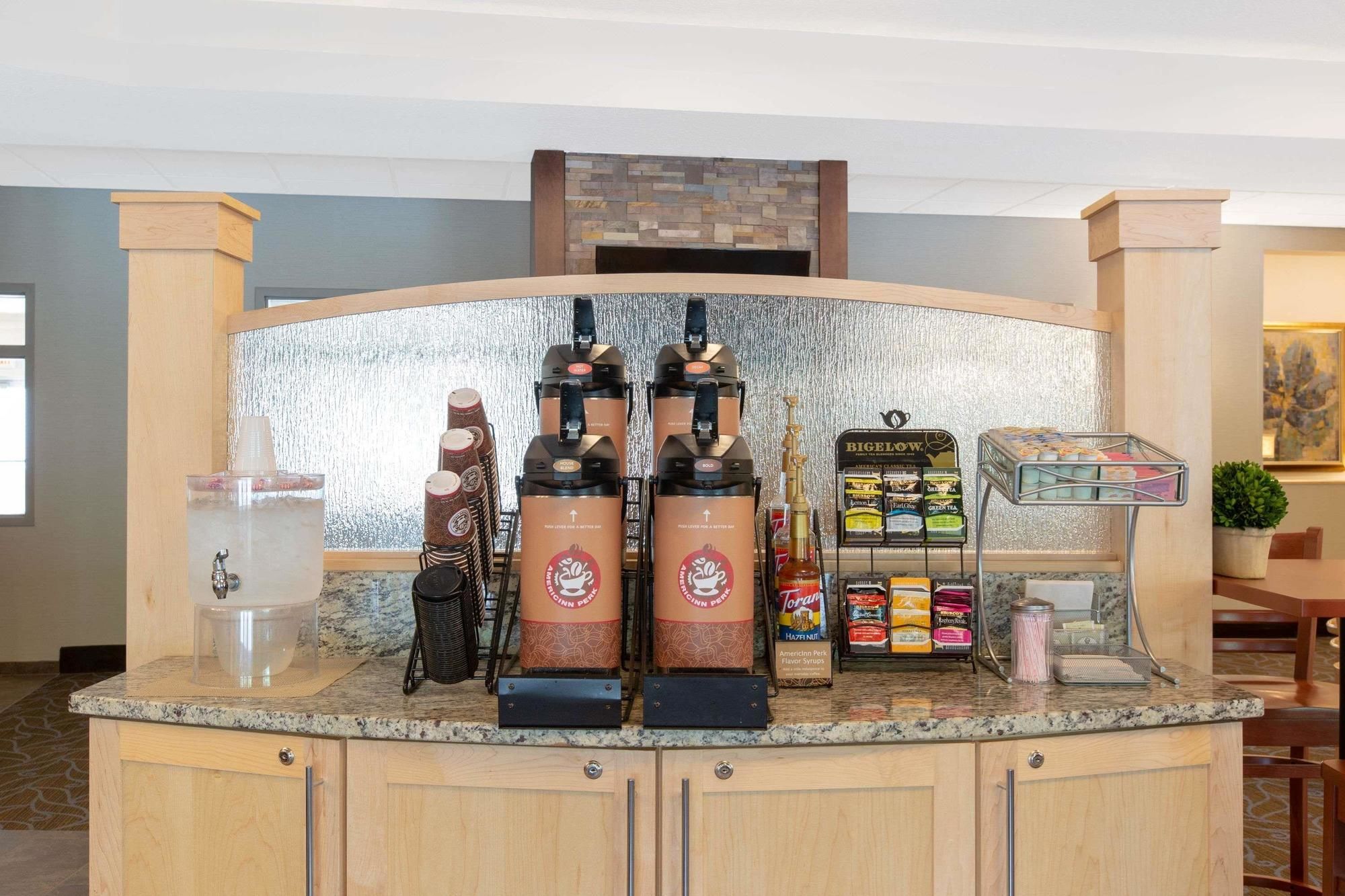 AmericInn by Wyndham Humboldt