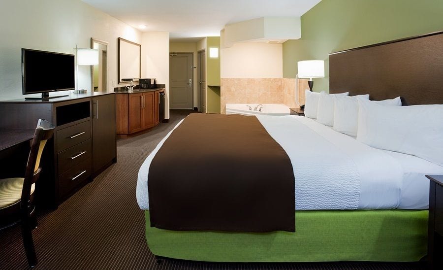 AmericInn by Wyndham Humboldt