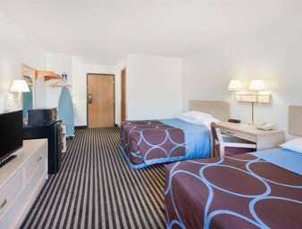 Super 8 by Wyndham Humboldt