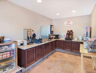 Super 8 by Wyndham Humboldt