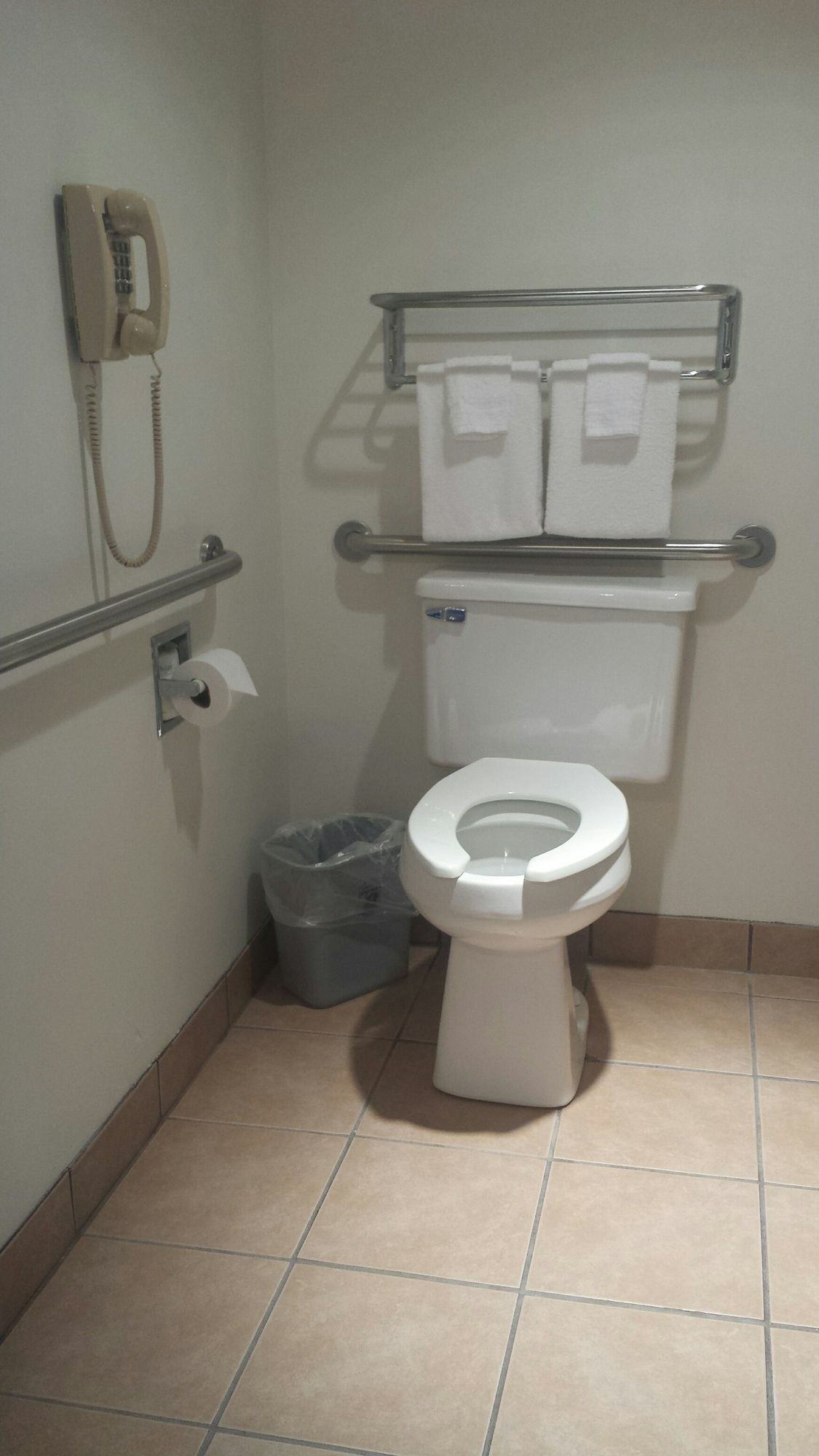 Super 8 by Wyndham Humboldt