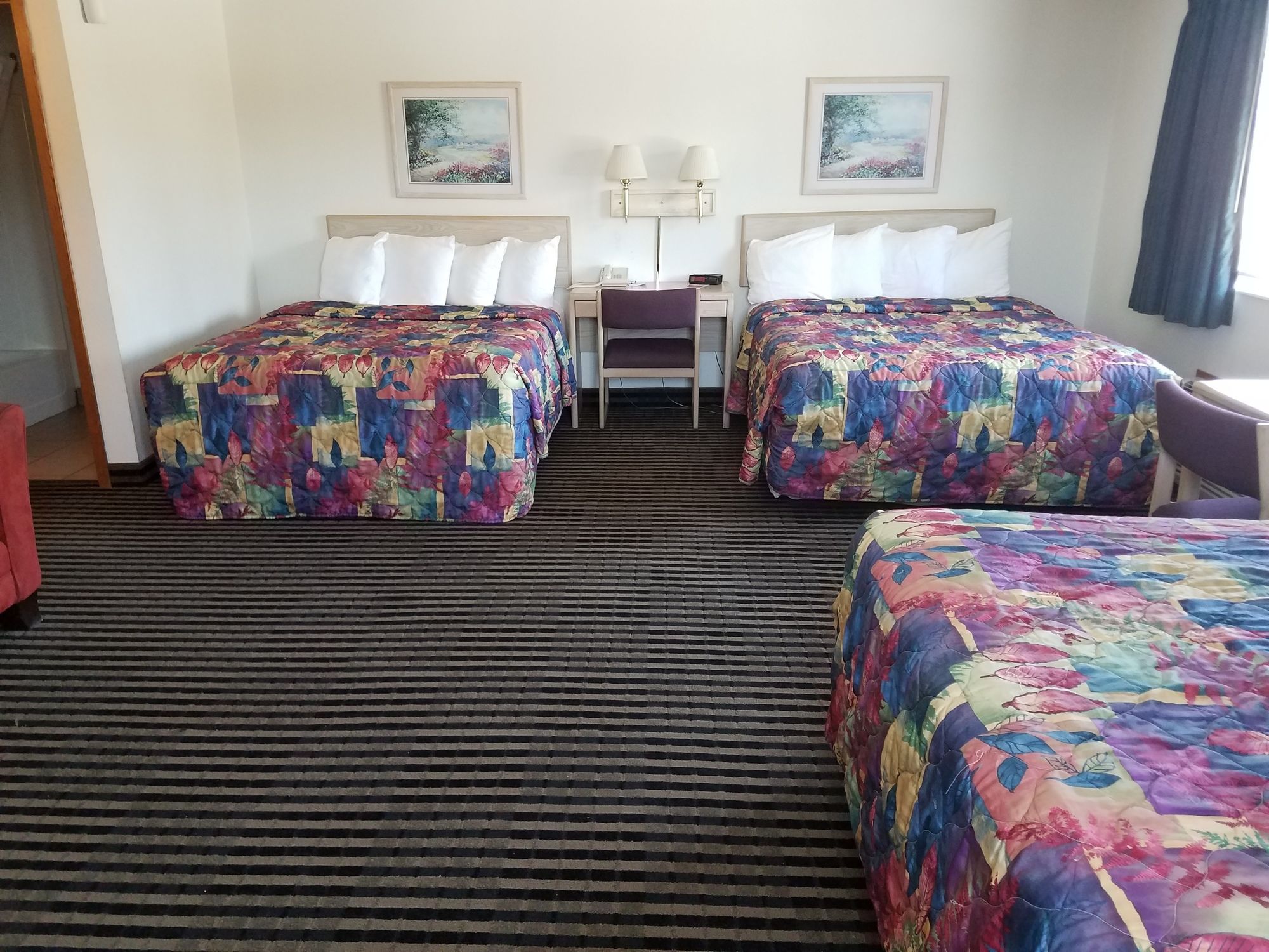 Super 8 by Wyndham Humboldt