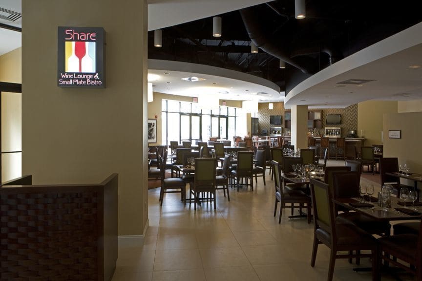 hotelVetro - Tapestry Collection by Hilton