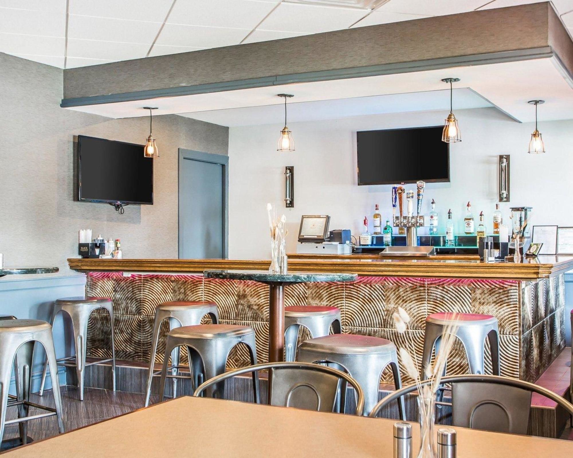 The Highlander Hotel