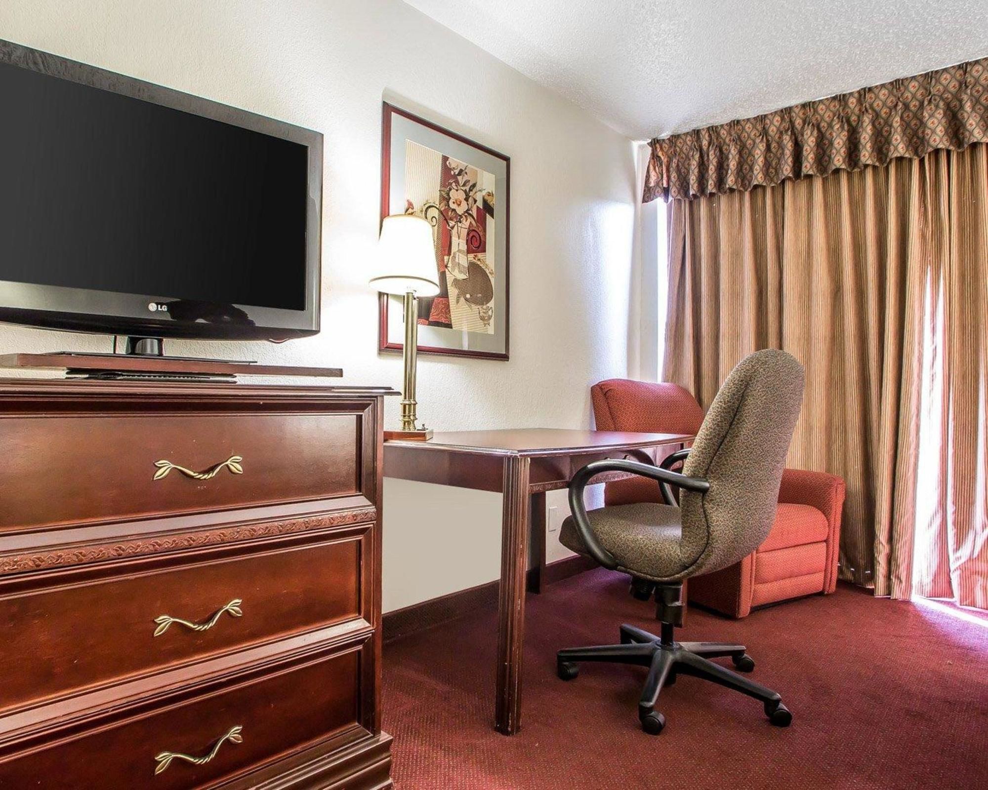 The Highlander Hotel