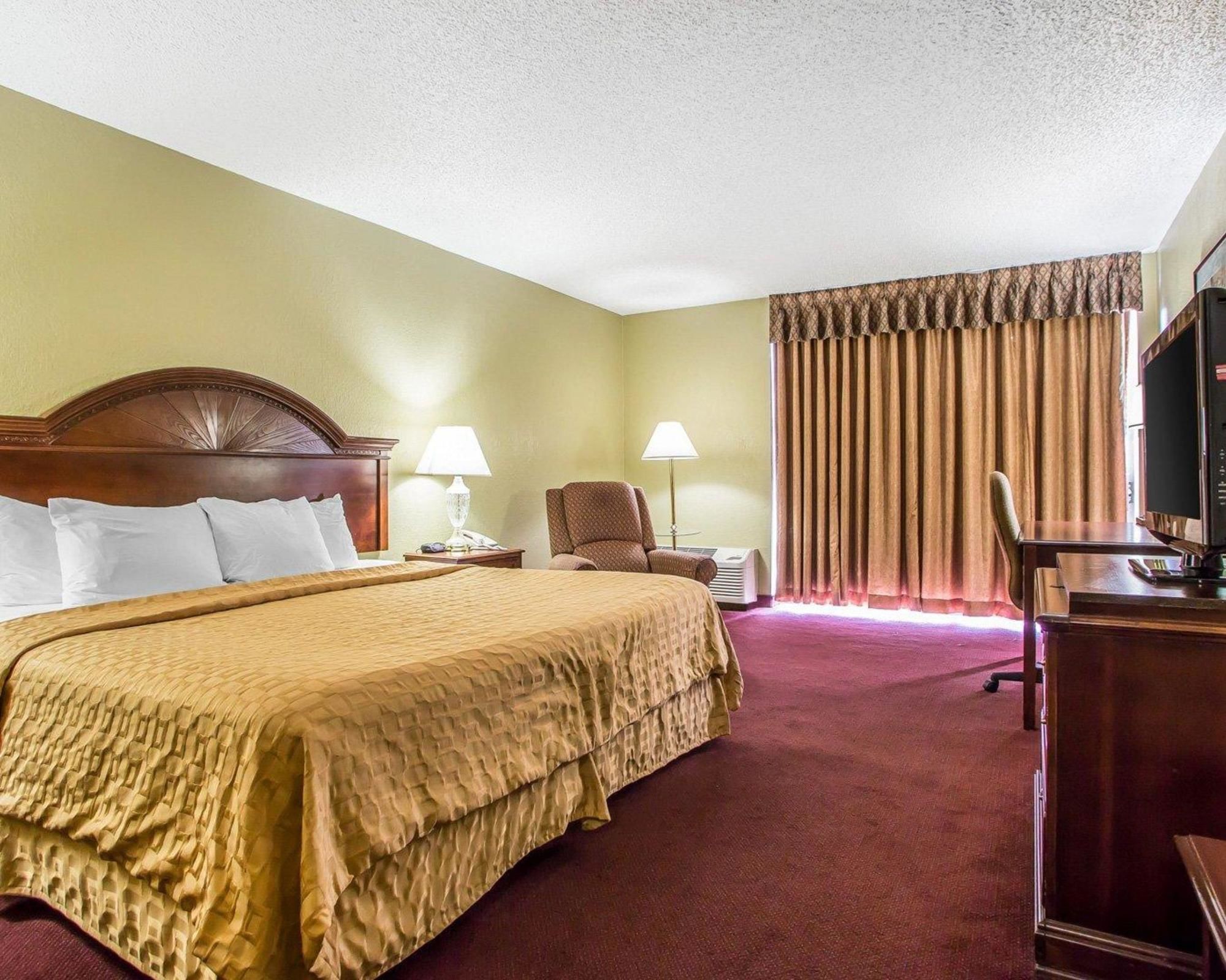 The Highlander Hotel