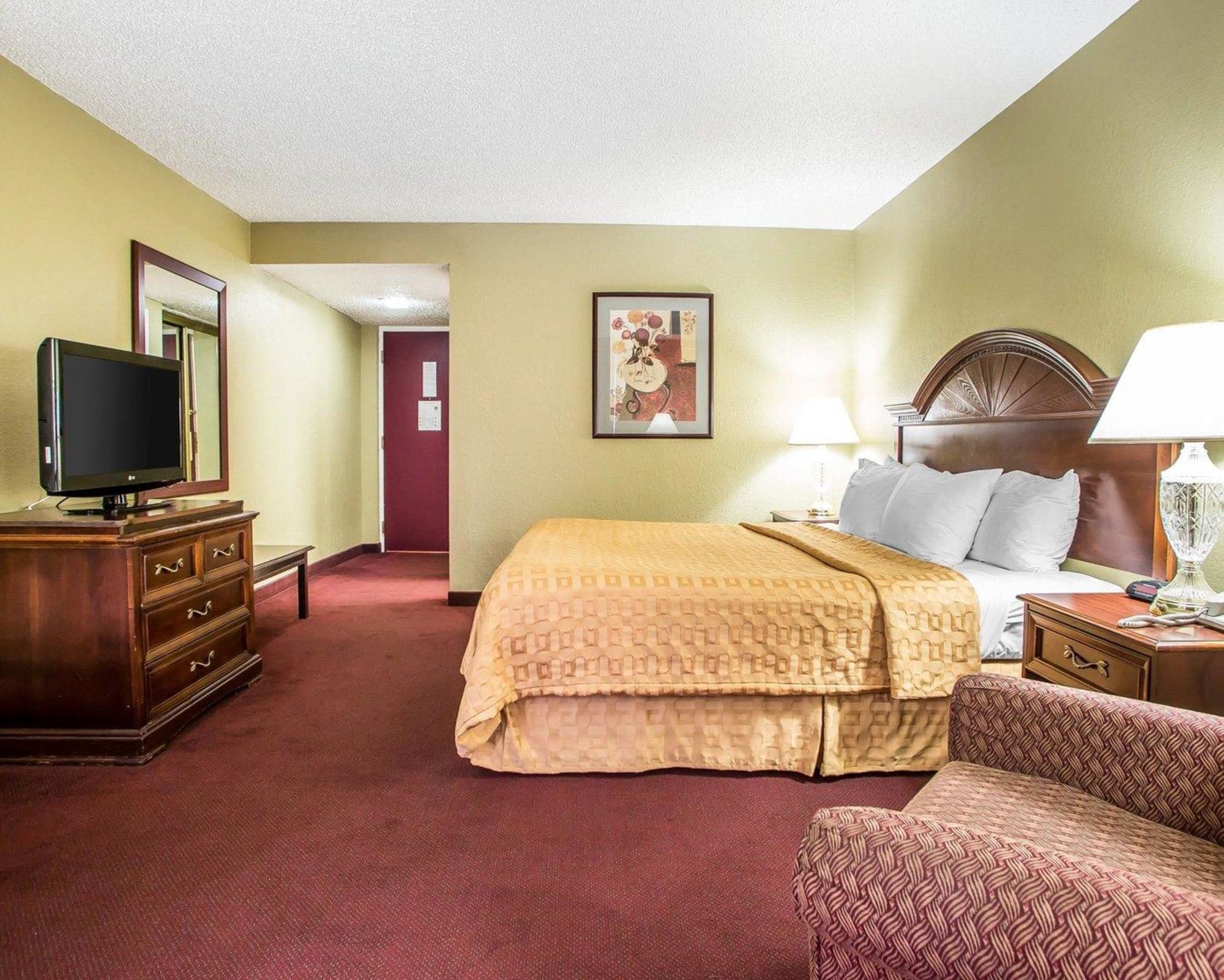 The Highlander Hotel