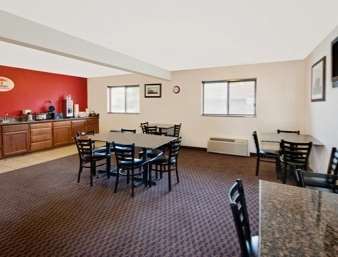 Super 8 by Wyndham Iowa Falls