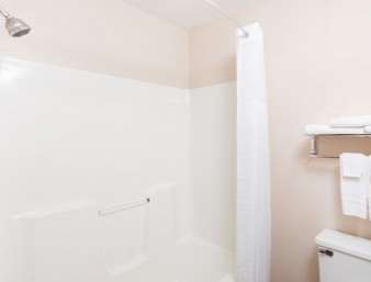 Super 8 by Wyndham Jefferson