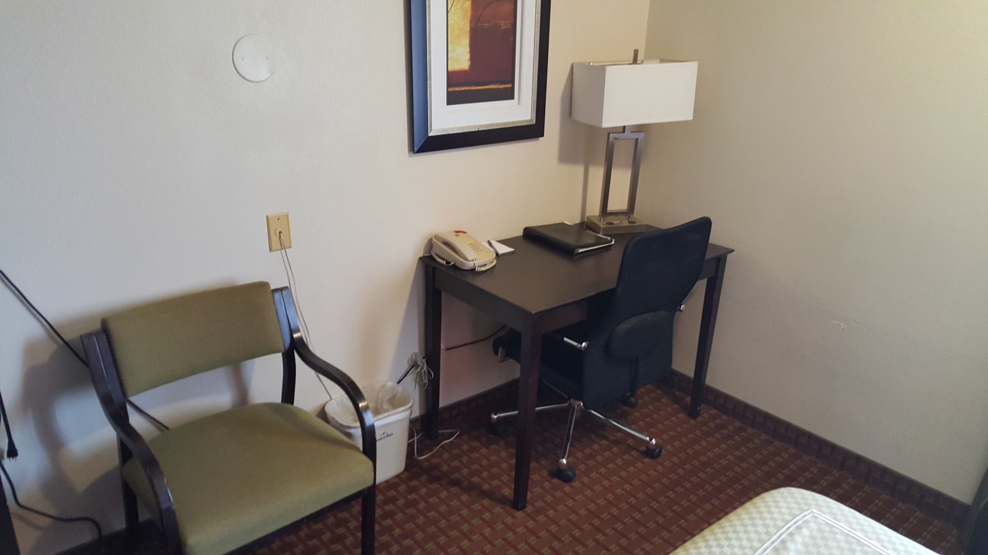 AmericInn by Wyndham Johnston Des Moines