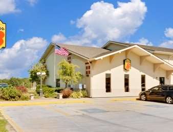 Super 8 by Wyndham Keokuk