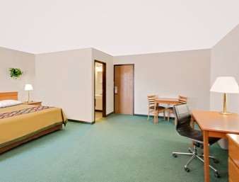 Super 8 by Wyndham Keokuk