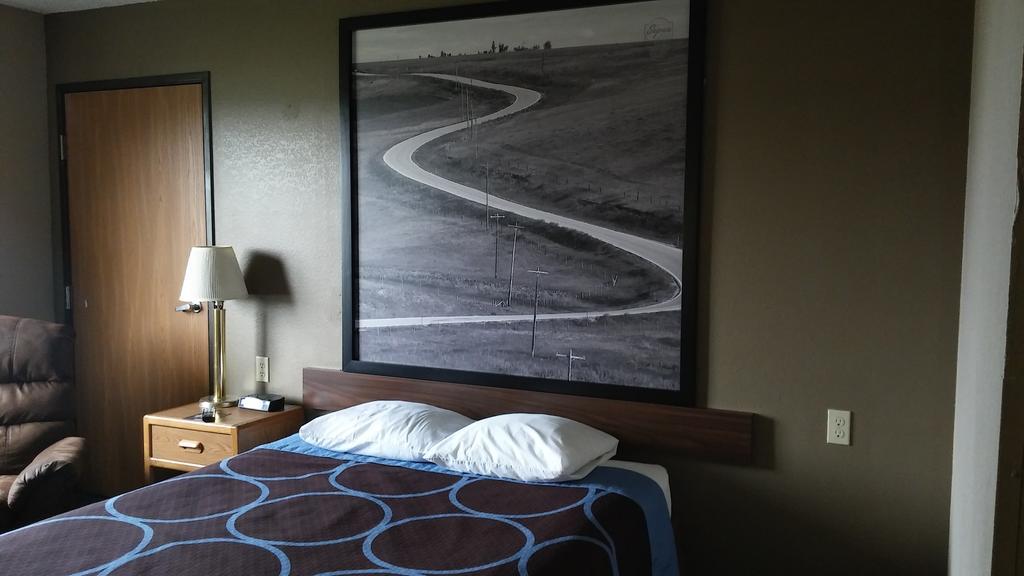 Super 8 by Wyndham Keokuk