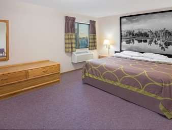 Super 8 by Wyndham Knoxville