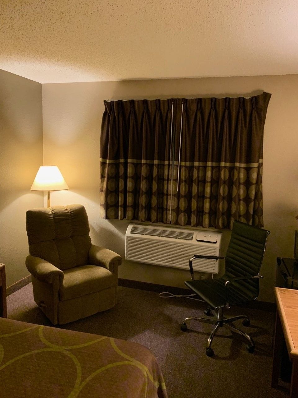 Super 8 by Wyndham Knoxville