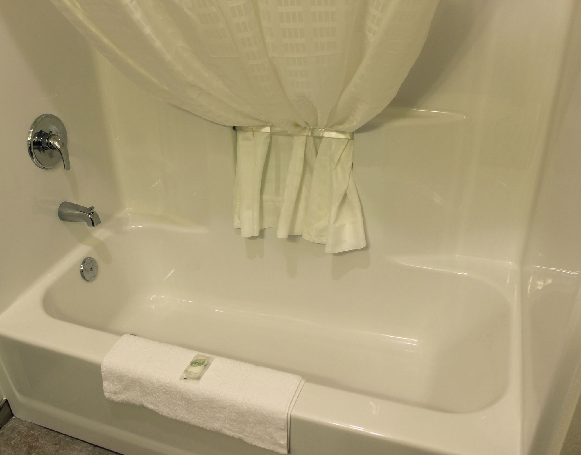 Cobblestone Inn & Suites Lamoni